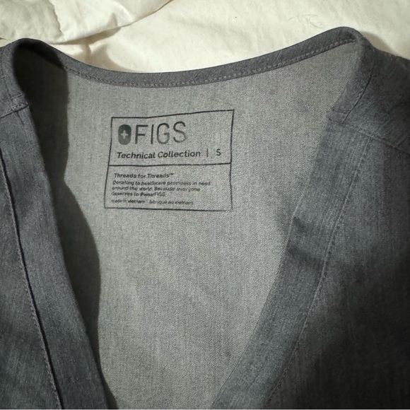 Figs Scrub Set - Picture 5 of 9